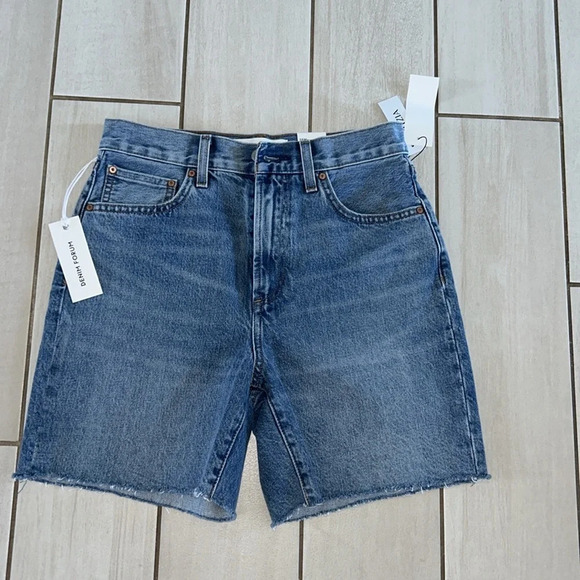 Denim Forum 90s Boyfriend Hi-Rise Thigh Relaxed Denim Cut Off Jean Short - Picture 7 of 9
